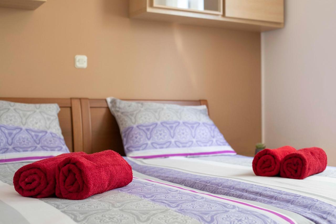 Apartman Adriatic Sea Promajna Ngoại thất bức ảnh